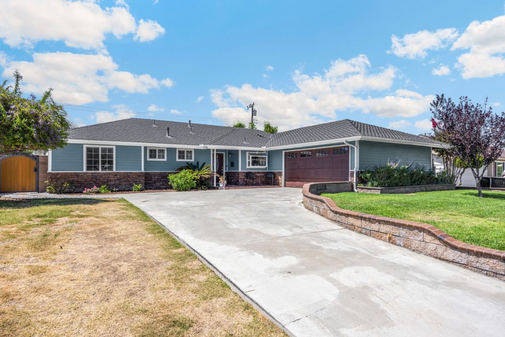 Beautiful single-story home in Fullerton near Beechwood Elementary